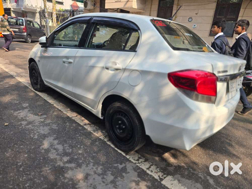 Honda Amaze S Mt I-vtec, 2015, Petrol