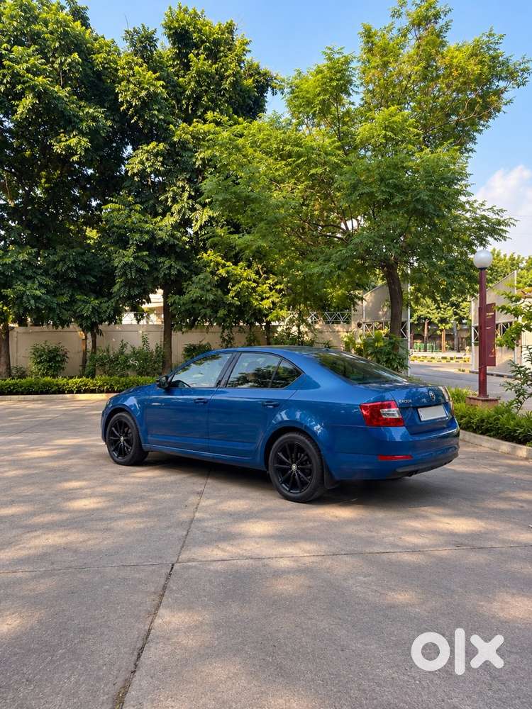 Skoda Octavia Diesel Automatic Racing Blue Colour Direct Owner Car