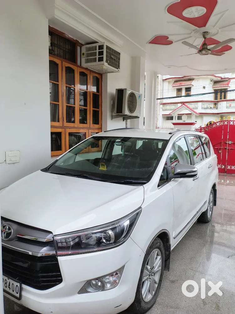 Toyota Innova Crysta 2017