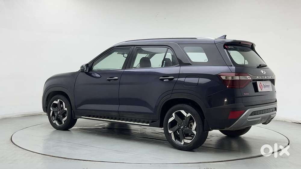 Hyundai Alcazar 1.5 Tdct Signature (o) 7s Petrol, 2023, Petrol