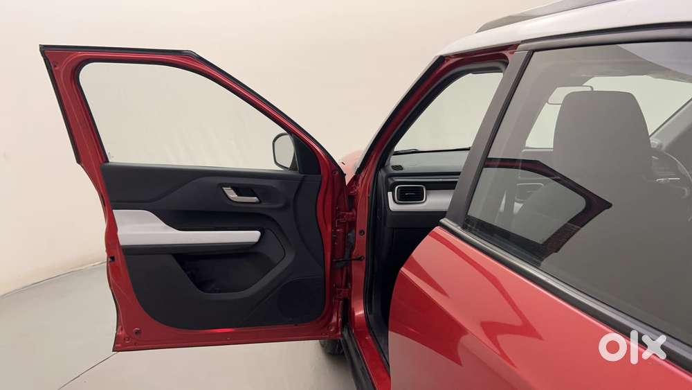 Tata Punch Creative Dual Tone Mt Sunroof, 2023, Petrol
