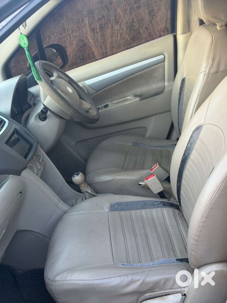 Maruti Suzuki Ertiga Vxi Abs Bs Iv, 2014, Petrol