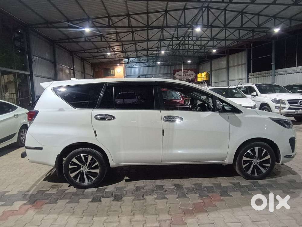 Toyota Innova Crysta [2020-ongoing] 2.4 Zx At 7 Str, 2021, Diesel