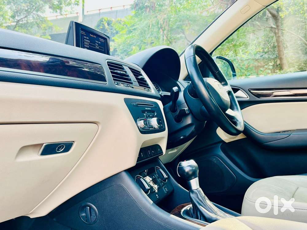 Audi Q3 40 Tfsi Premium Plus, 2019, Petrol