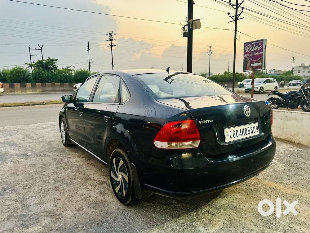 Volkswagen Vento 1.6 Comfortline, 2014, Petrol