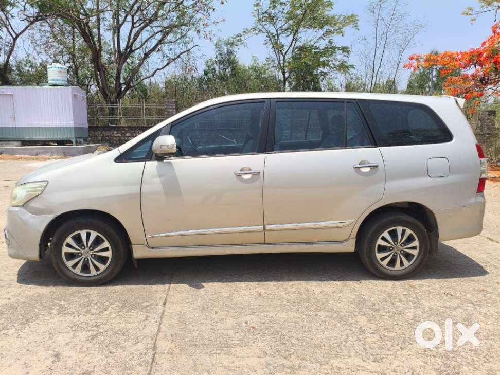 Toyota Innova 2.5 Vx 7 Str, 2015
