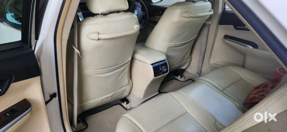 Toyota Camry 2016 Petrol Well Maintained