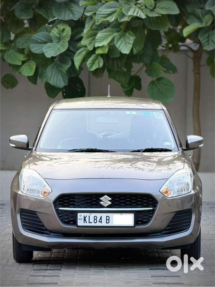 Maruti Suzuki Swift 1.2 Vxi (o), 2023, Petrol