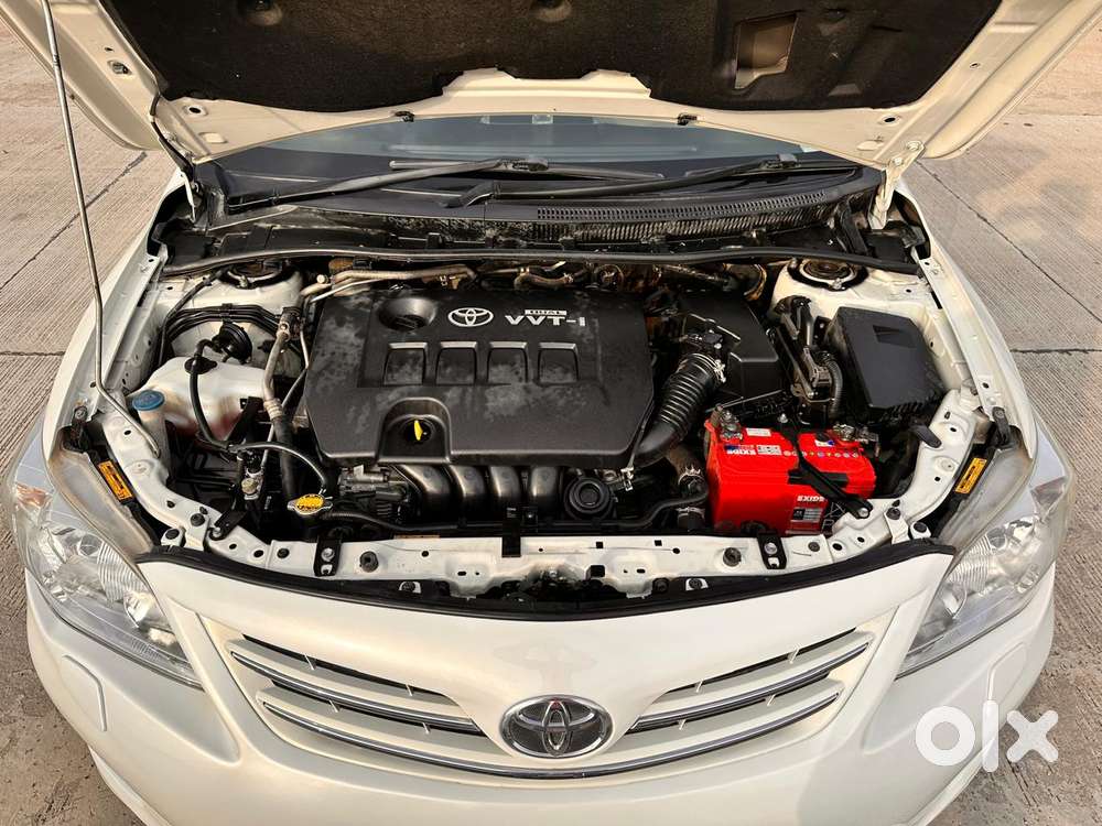 Toyota Corolla Altis [ ] 1.8 Vl At, 2012, Petrol