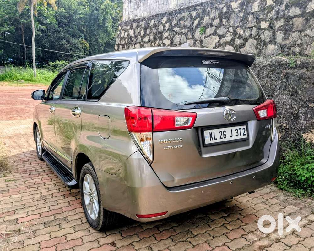 Toyota Innova Crysta 2.4 G Mt 8s, 2018, Diesel