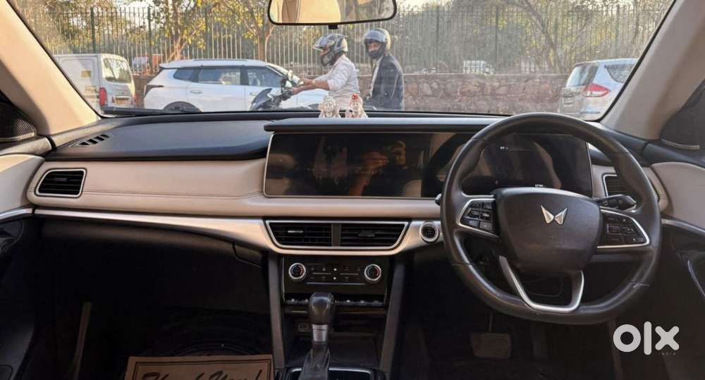 Mahindra Xuv700, 2022, Diesel