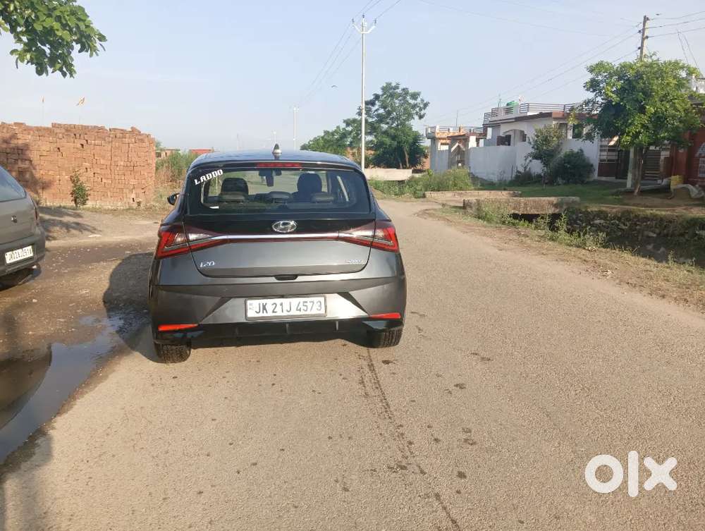 Hyundai Aura 1.2 Petrol 2024
