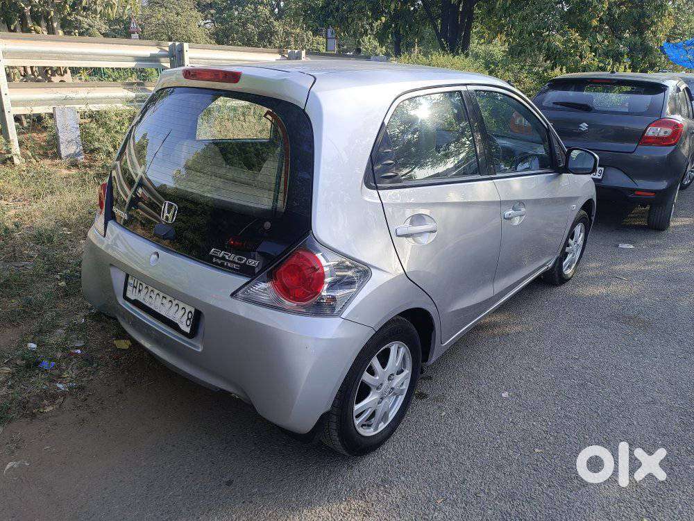 Honda Brio V Automatic, 2014, Petrol