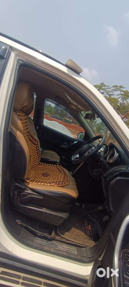 Mahindra Xuv500 W7, 2021, Diesel