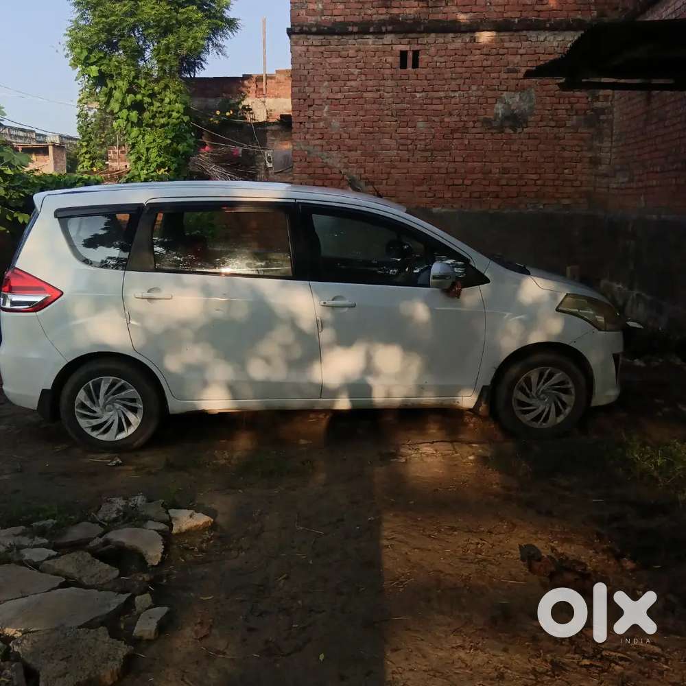 Maruti Suzuki Ertiga 2012