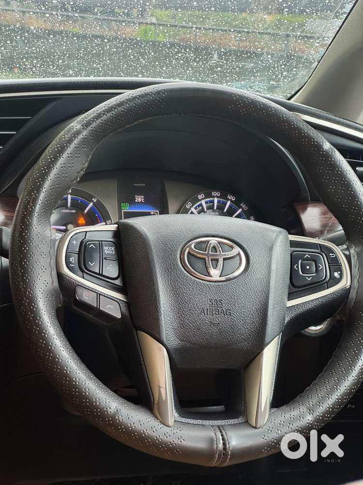 Toyota Innova Crysta 2.4 V, 2017, Diesel