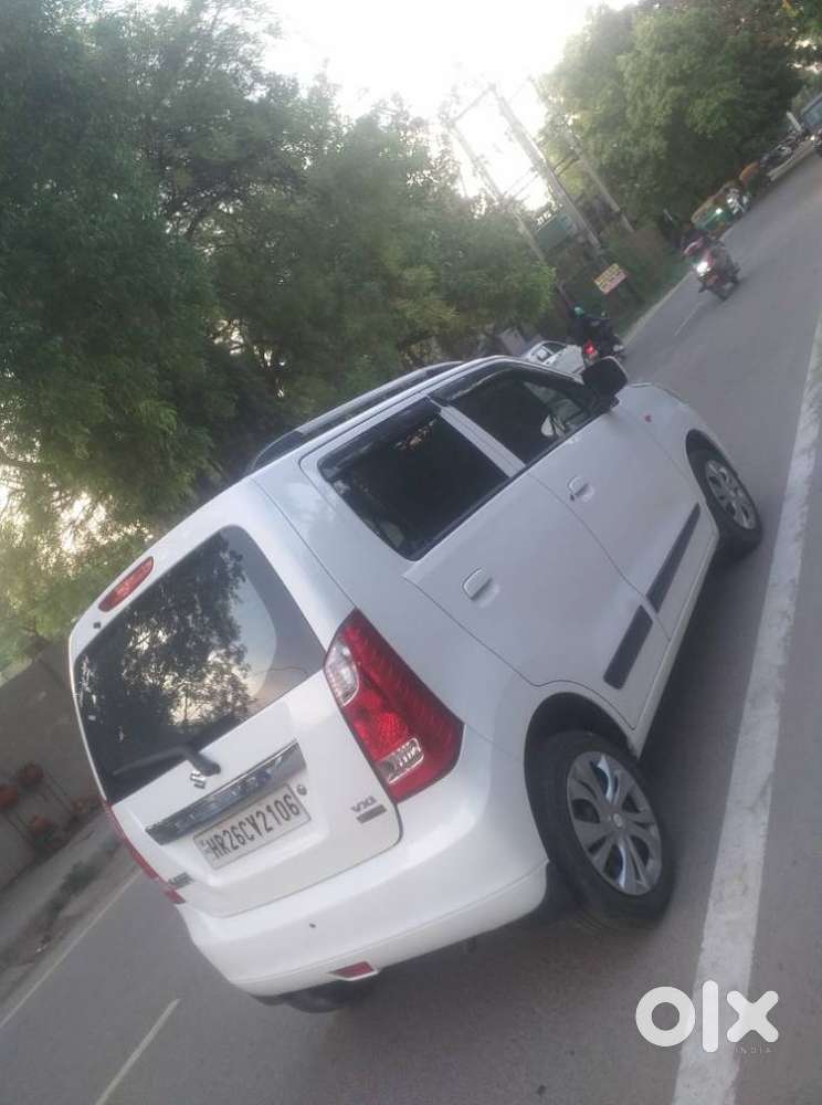 Maruti Suzuki Wagon R Vxi Plus Mt, 2016, Petrol