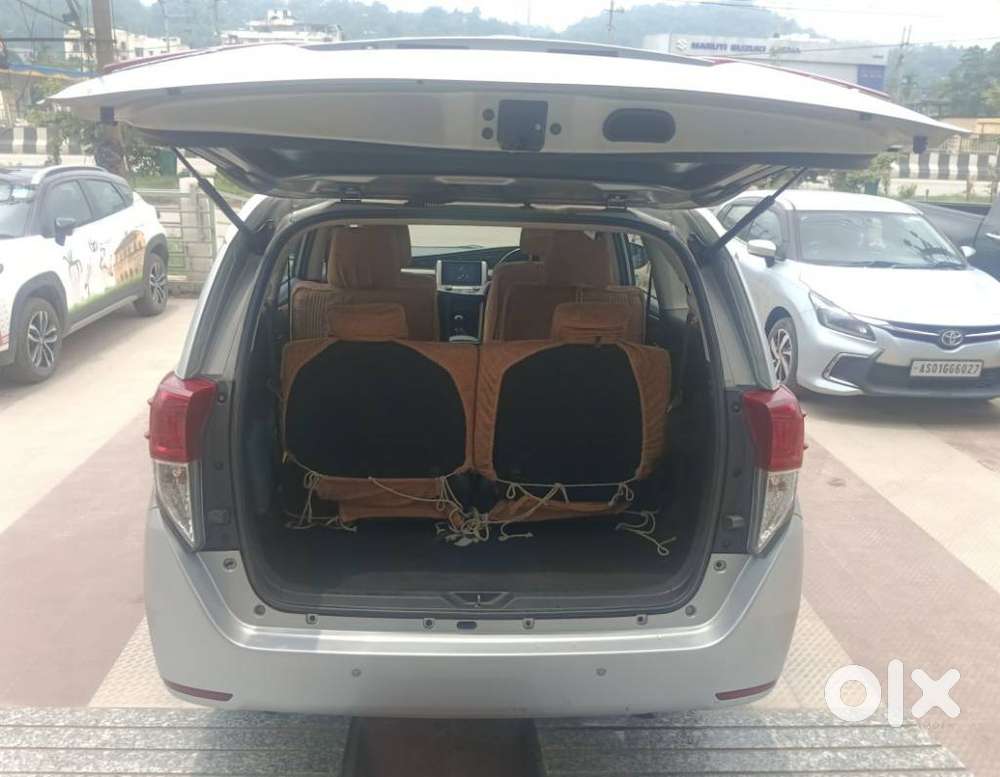 Toyota Innova Crysta 2.4 V, 2017, Diesel