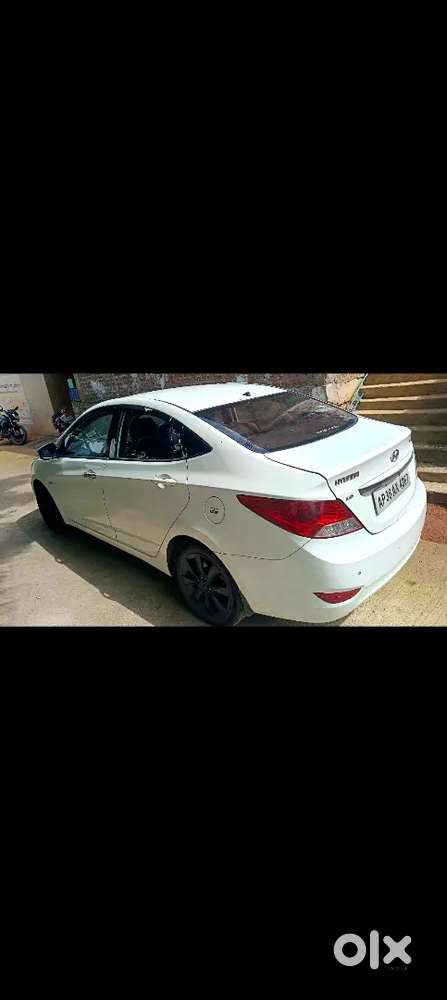 Hyundai Verna Sx 2013