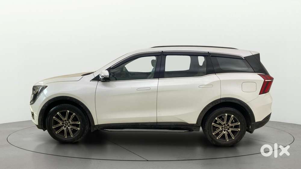 Mahindra Xuv700 2.2 Ax 7 Diesel At Str Awd, 2023, Diesel