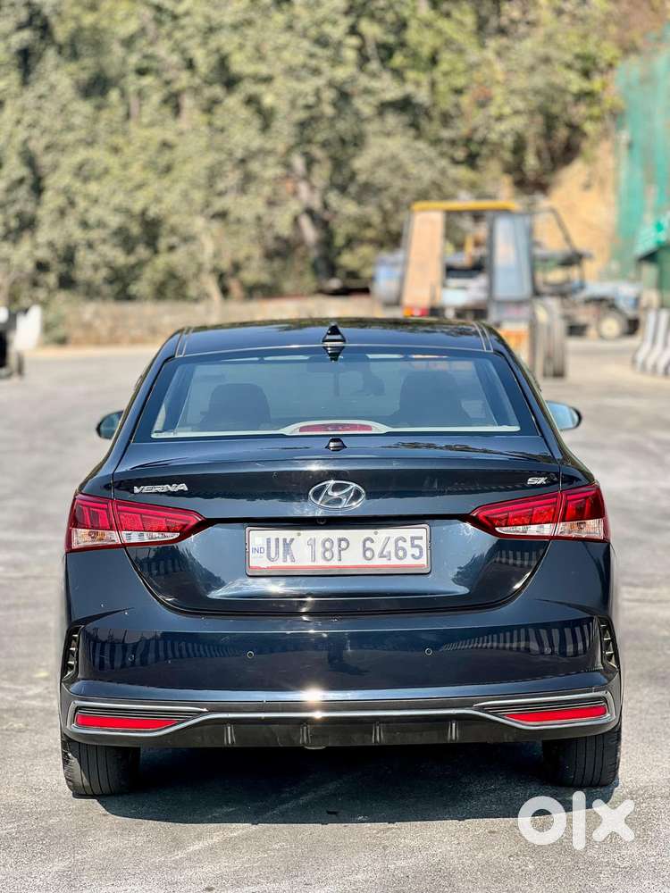 Hyundai Verna 1.5 Sx Diesel At, 2022, Diesel