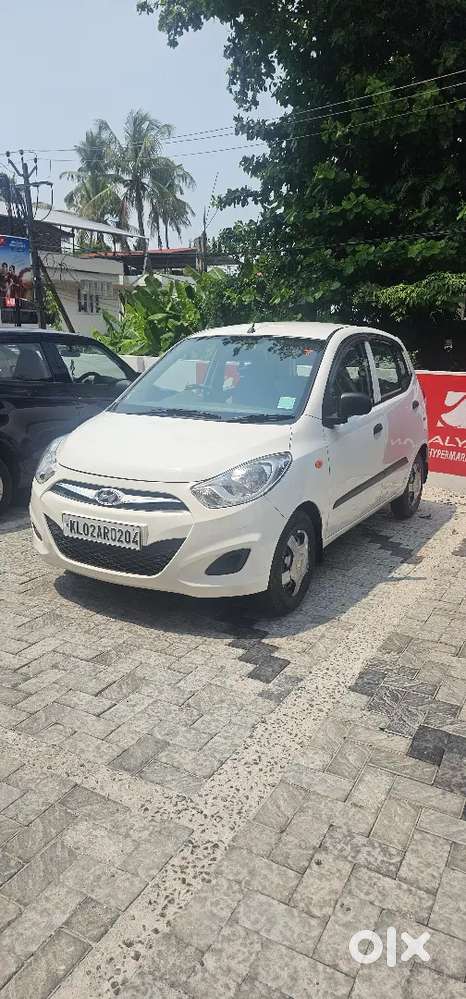 Hyundai I10 2014 Petrol 19300 Km Driven