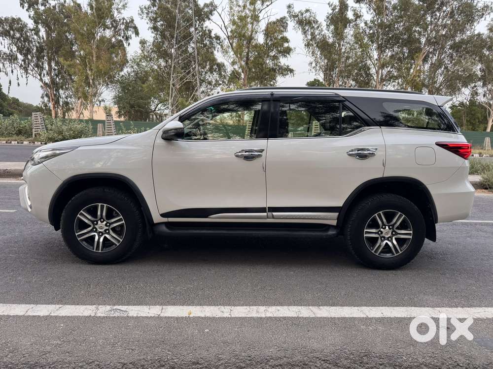 Toyota Fortuner 4x2 At 2.8 Diesel, 2019, Diesel