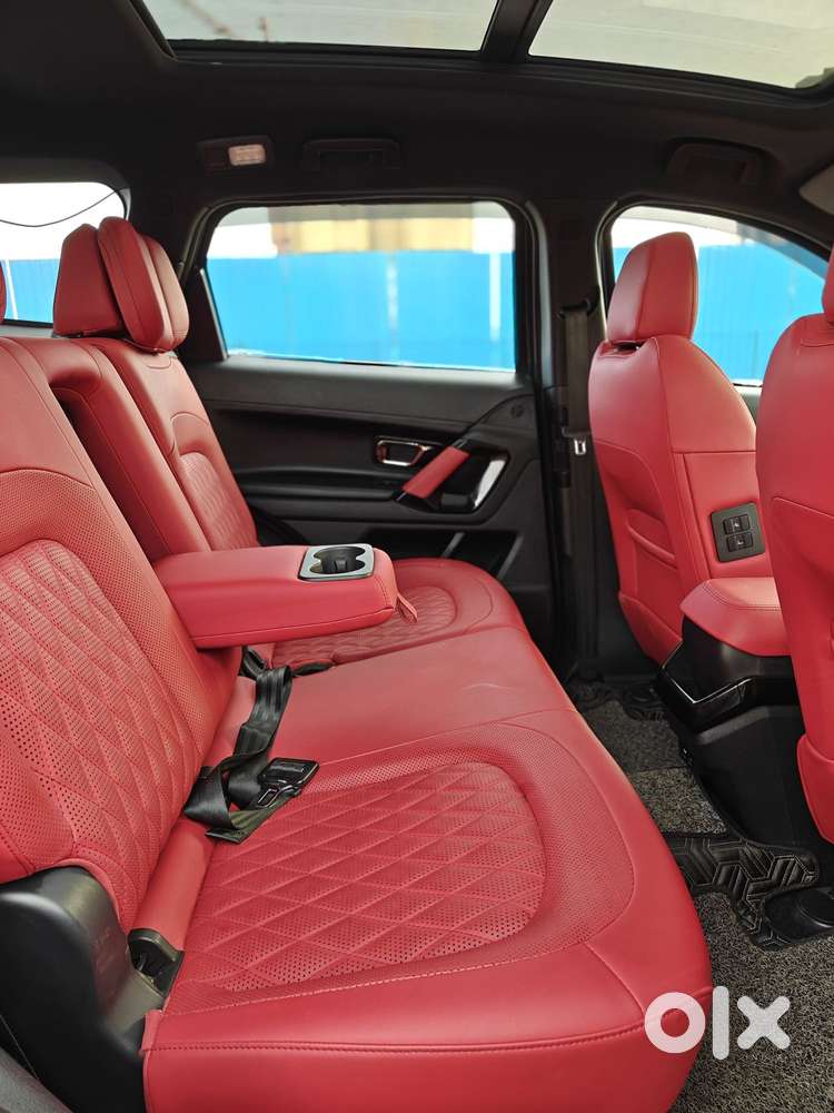 Tata Safari 2.0 Kryotec Xza Plus (o) Red Dark Edition, 2023, Diesel