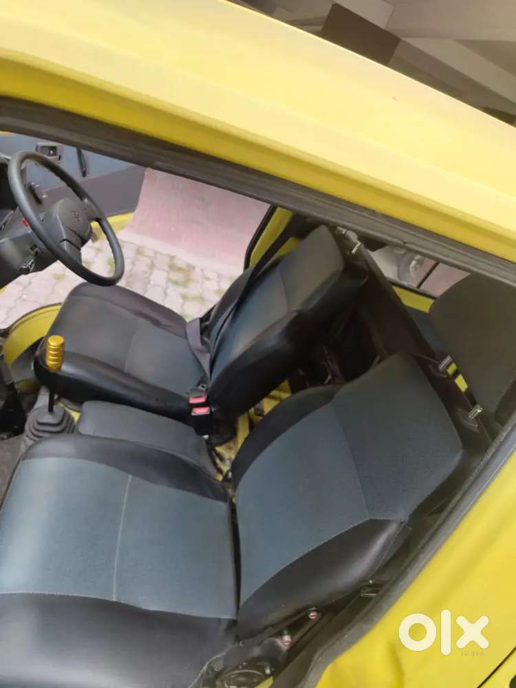 Royal Yellow Van