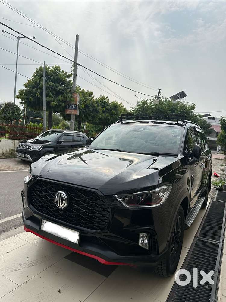 Mg Gloster Diesel Black Edition