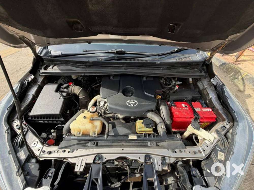 Toyota Innova Crysta 2.8 Zx At 7 Seater, 2017, Diesel