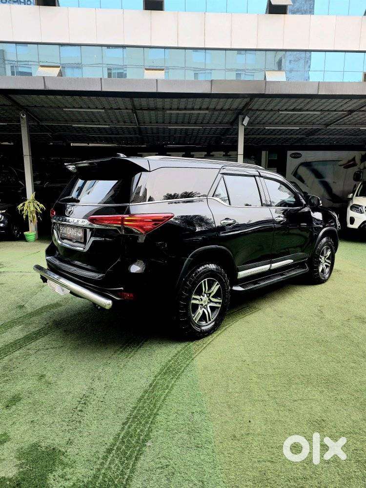 Toyota Fortuner 4x2 Mt 2.8 Diesel, 2020, Diesel