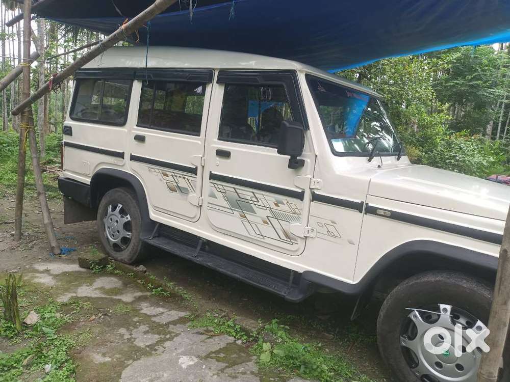 Bolero 9seater 2012-october