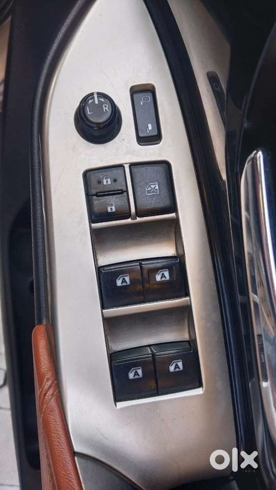 Toyota Crysta Z Automatic  2017 Petrol