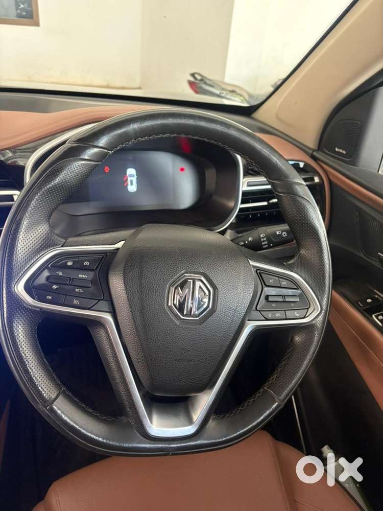 Mg Hector Plus – Mint Condition  Warranty Till 2028  Price Fixed