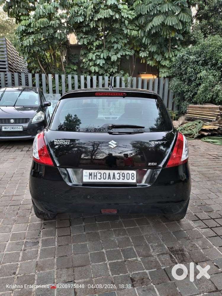 Maruti Suzuki Swift Zdi Plus, 2012, Diesel