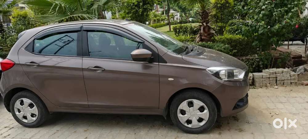 Tata Tiago Xt Petrol 2017 For

Sale

Excellent Condition