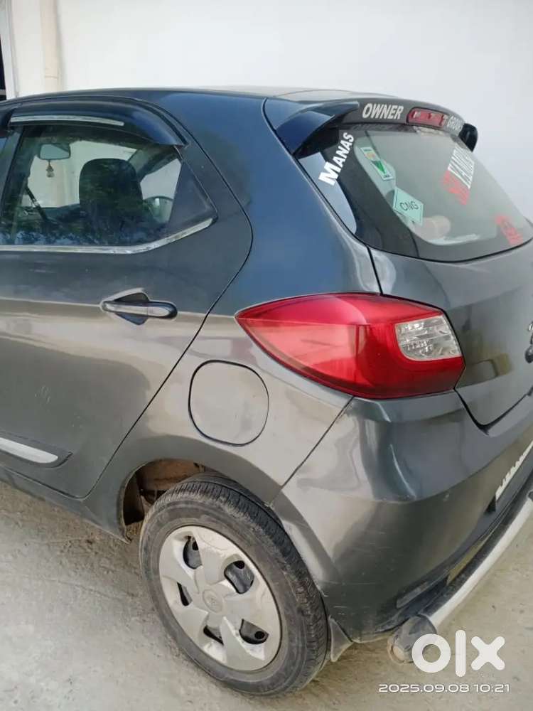 Tata Tiago Revotron 2022 Cng Manual