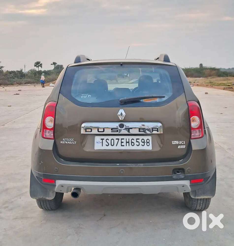Renault Duster 110 Ps Rxz Mt  Topend  2015