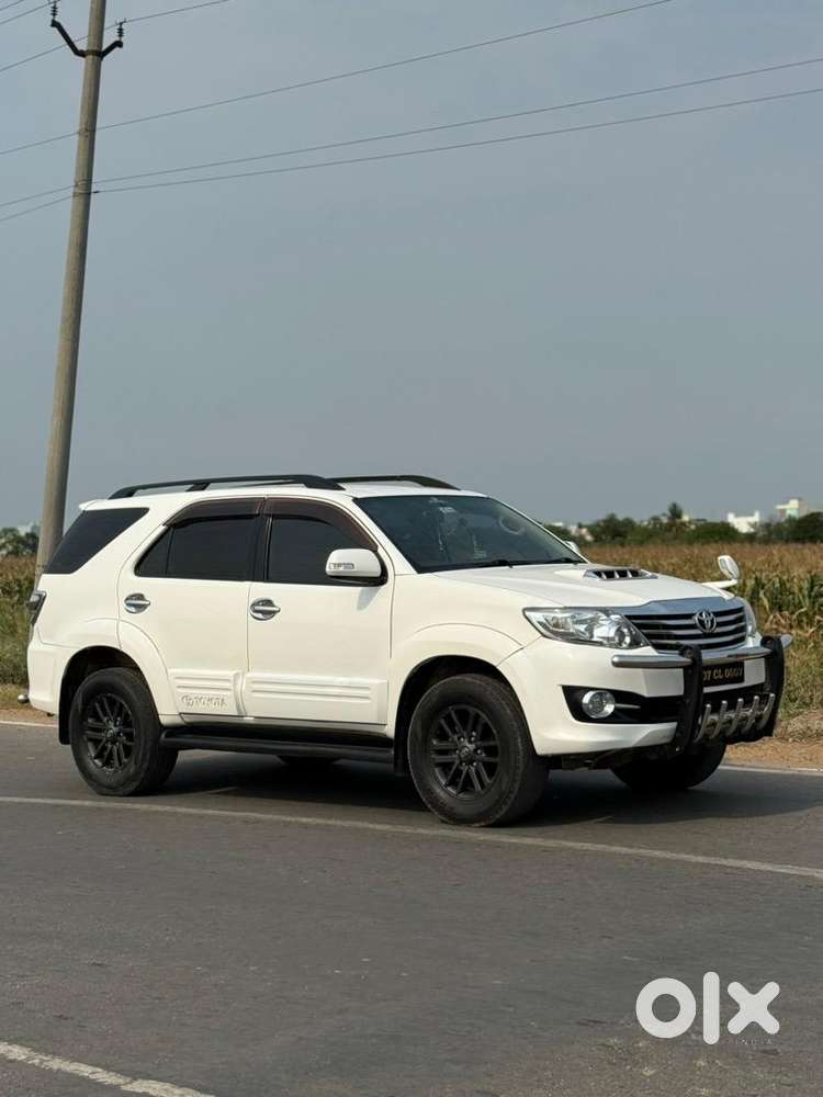 Toyota Fortuner 2015 Diesel Well Maintained