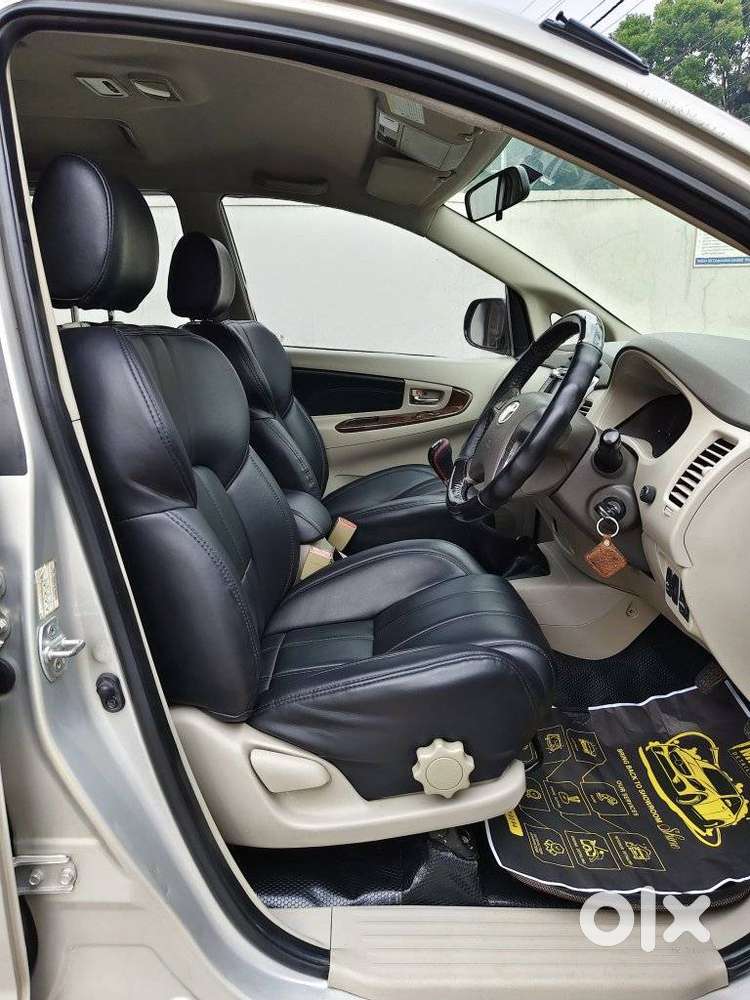 Toyota Innova 2.5 V 7 Str, 2012, Diesel