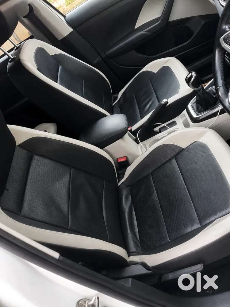 Volkswagen Taigun 1.0 Tsi Topline, 2022, Petrol