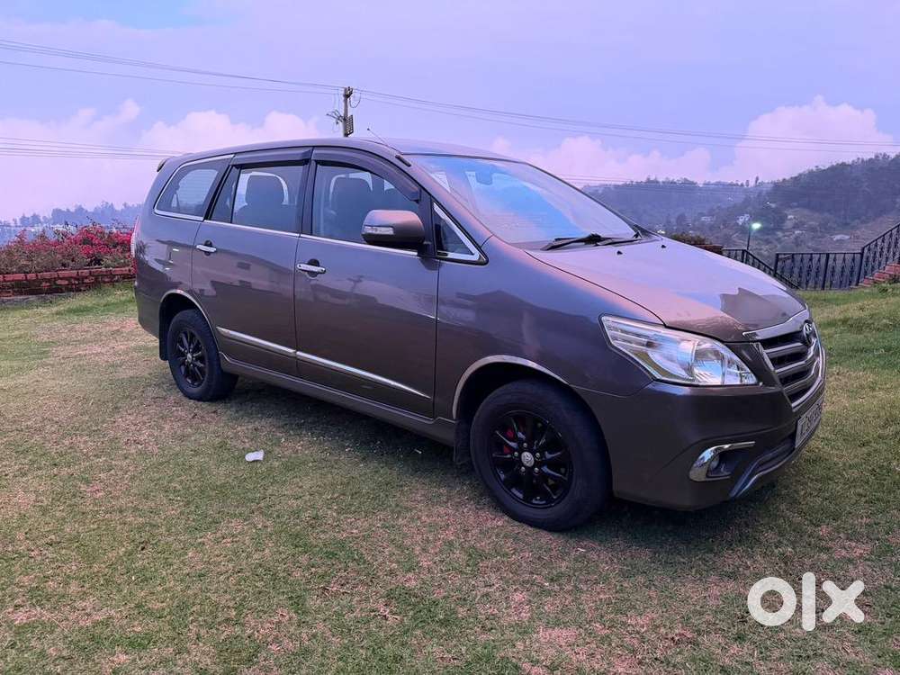 Innova Kerala Well Maintained Vehicle