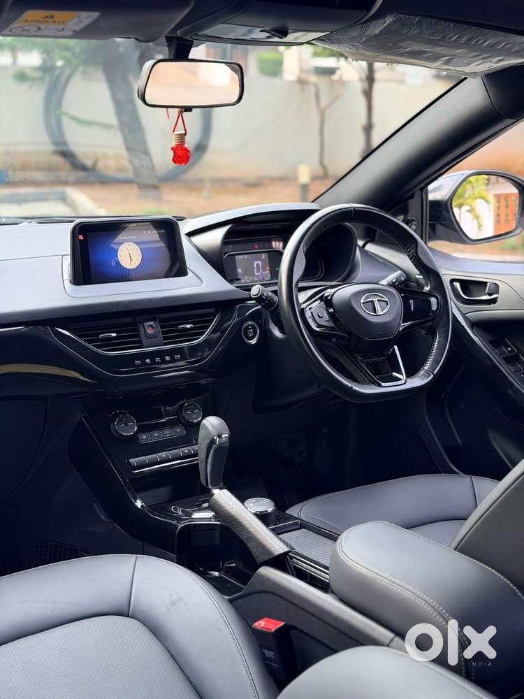 Tata Nexon 1.5 Revotorq Xza Plus Luxs Red Dark Edition Amt, 2021, Pe..