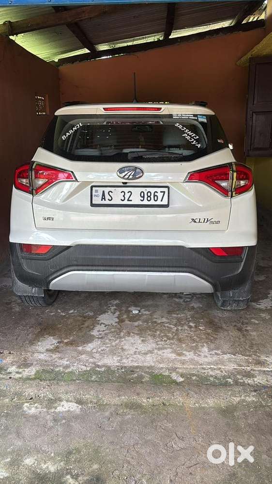 Mahindra Xuv300 2022 Petrol Well Maintained