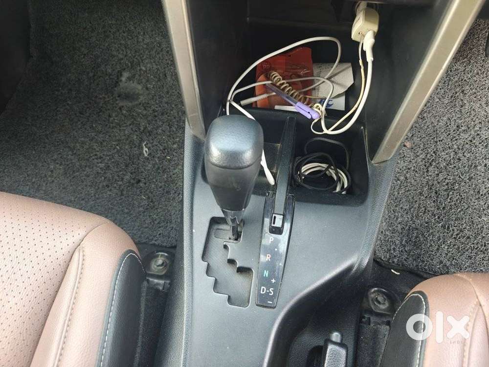 Toyota Innova Crysta 2.7 Zx At, 2017, Diesel