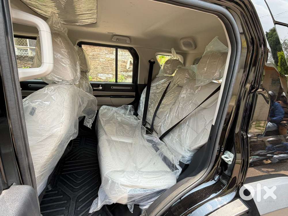 Mahindra Thar Roxx Mx5 Diesel Mt 2wd, 2025, Diesel