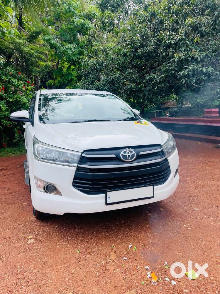 Innova Crysta 2019 Manual