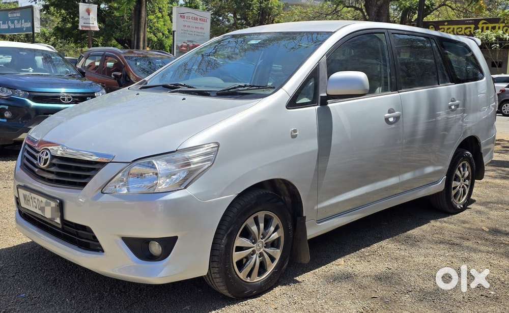 Toyota Innova 2.5 G (diesel) 8 Seater, 2013, Diesel