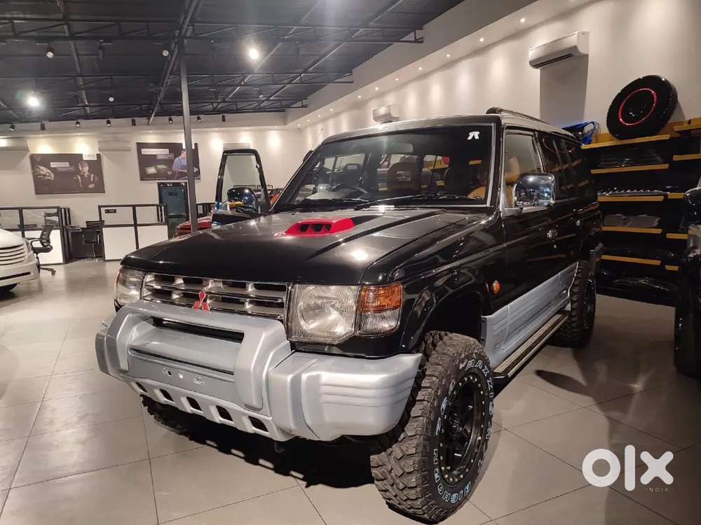 Mitsubishi Pajero 2015